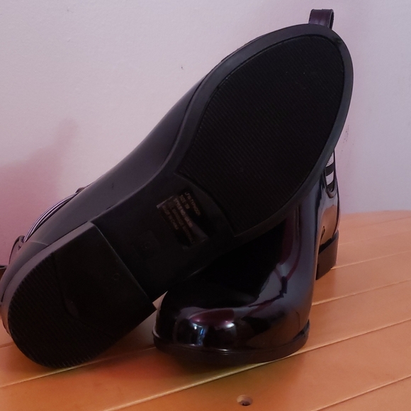 London Fog Rain Boots - Picture 8 of 10